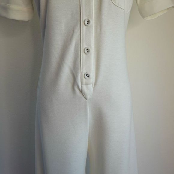 Suzie Kondi The Short Sleeve Stretch Jumpsuit Ivory Size Small NWT - Picture 10 of 16